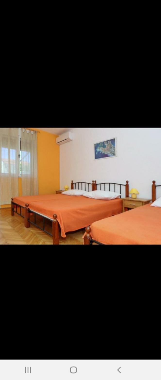 Basil Apartments And Rooms Бетина Номер фото